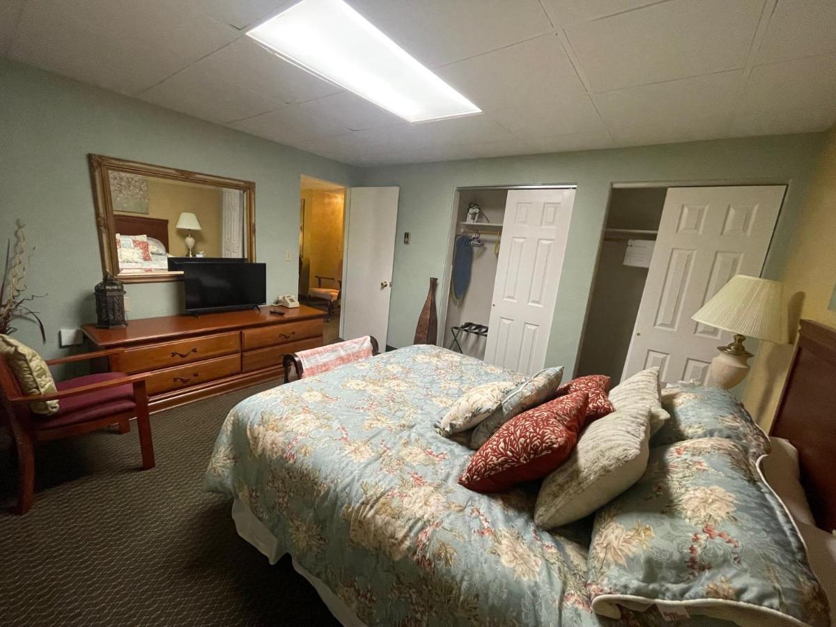 Colonial Brick Inn & Suites Susquehanna المظهر الخارجي الصورة